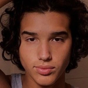 Meet your Posher, Deandre